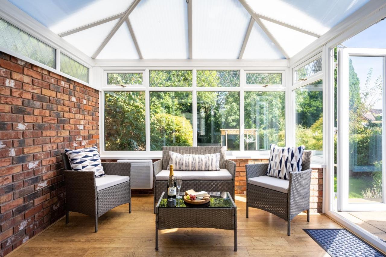 Mulberry House - Luxurious And Modern 4-Bed In Solihull Near Nec,Jlr, Airport, Resorts World, Hs2 Exterior photo