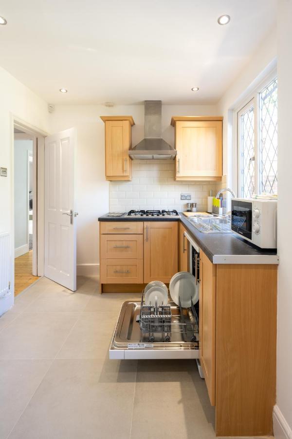 Mulberry House - Luxurious And Modern 4-Bed In Solihull Near Nec,Jlr, Airport, Resorts World, Hs2 Exterior photo